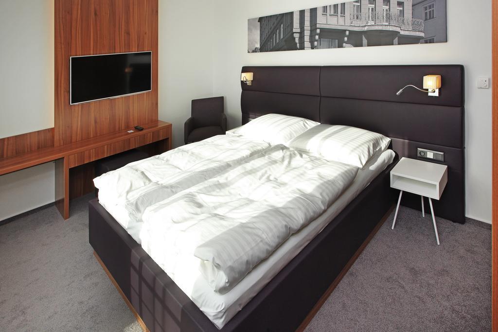 Hradec Králové Konference Park Hotel חדר תמונה