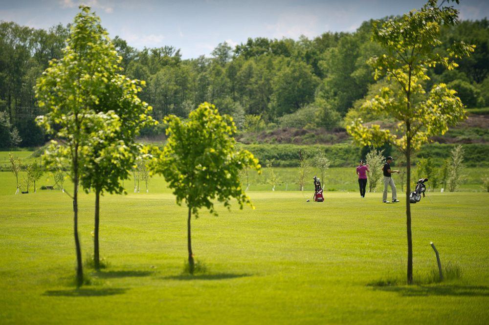 Hradec Králové Konference Park Hotel מראה חיצוני תמונה